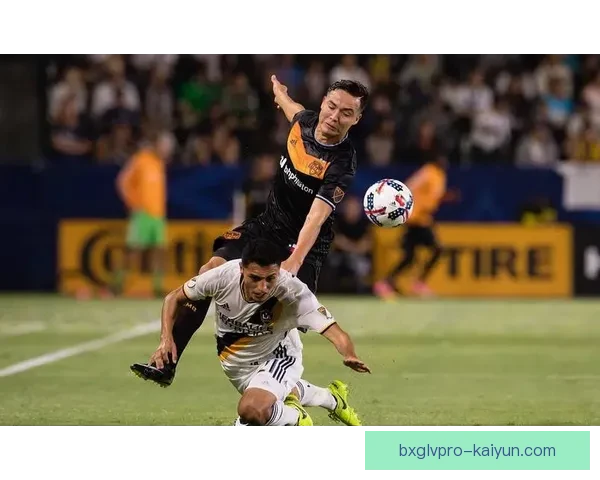 尼斯中场表现突出，球队进攻迎来突破，状态回暖值得关注